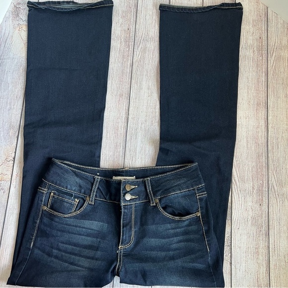 Altar’d State Dark Wash Caitlyn Jeans 28 - Picture 2 of 7